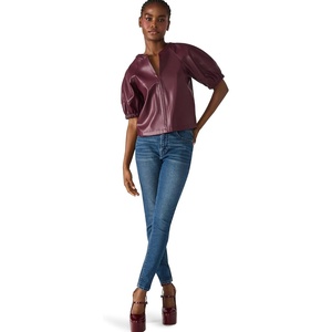 Steve Madden Women’s Roxanne Top(Wine)
