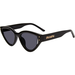 Steve Madden Women’s Koko Cat Eye Sunglasses Sunglasses(Black/Solid Smoke)