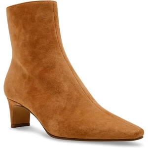 Steve Madden Women’s Delvie(Chestnut Suede)