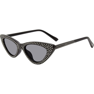 Steve Madden Women’s Lopez Cat Eye Sunglasses Sunglasses(Black/Silver/Solid Smoke)