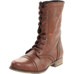 Steve Madden Women’s Troopa Lace-Up Boot(Brown Leather)